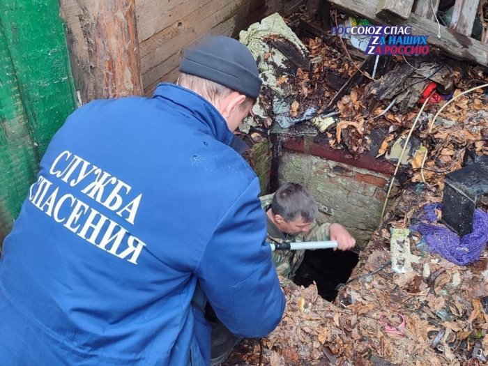 15 апреля оперативному дежурному ЕДДС муниципального образования "город Ульяновск" поступило сообщение об оказании помощи собаке