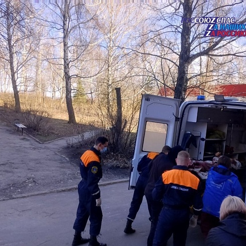 14 апреля оперативному дежурному ЕДДС муниципального образования "город Ульяновск" поступило сообщение об оказании помощи во вскрытии дверей